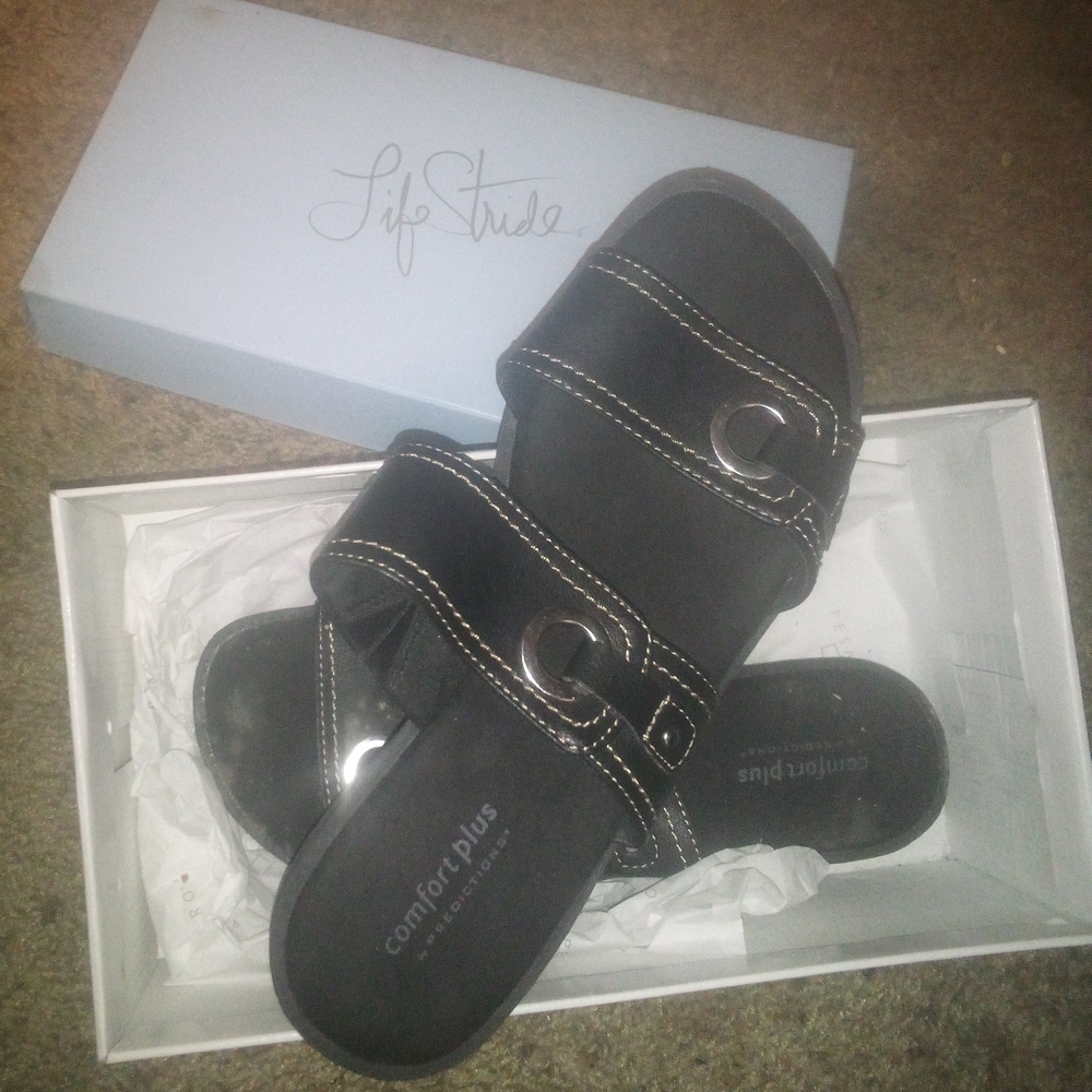 Comfort Plus by Predictions Black Slippers